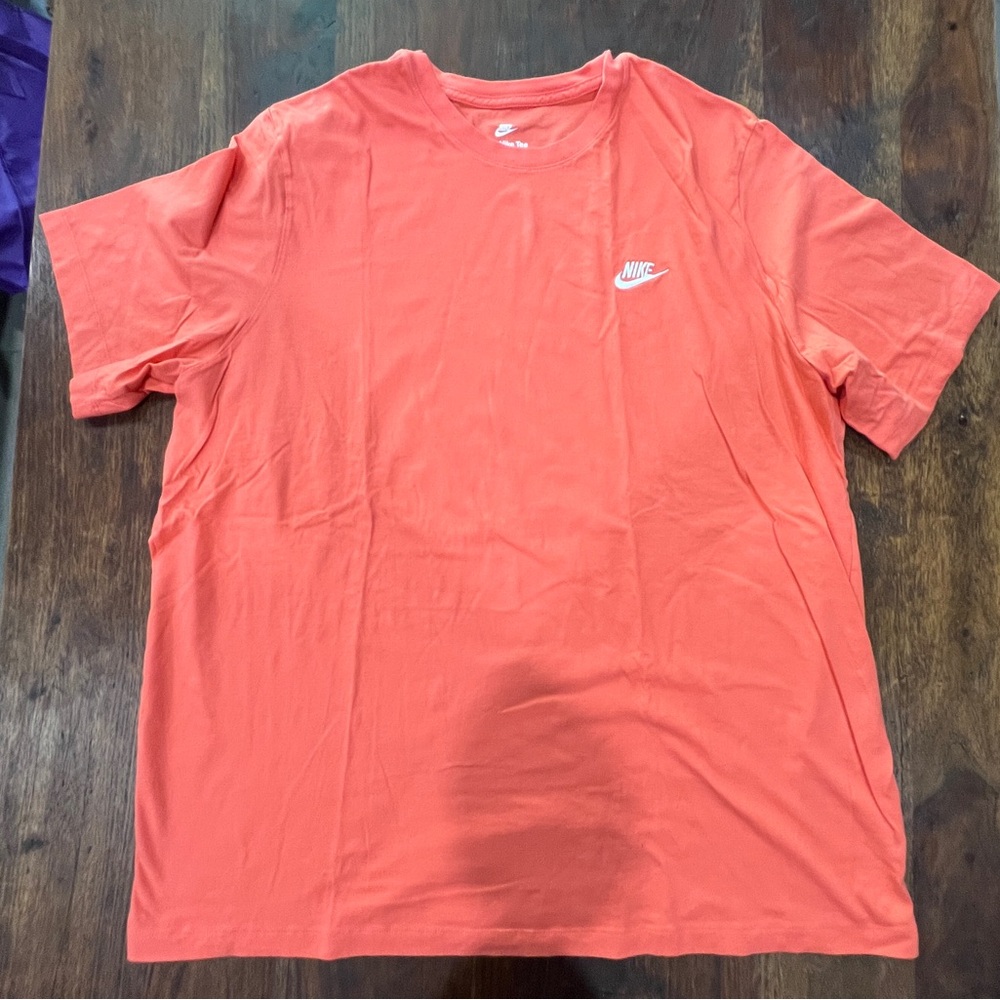 Nike Men's Bright Orange Short Sleeve Tee